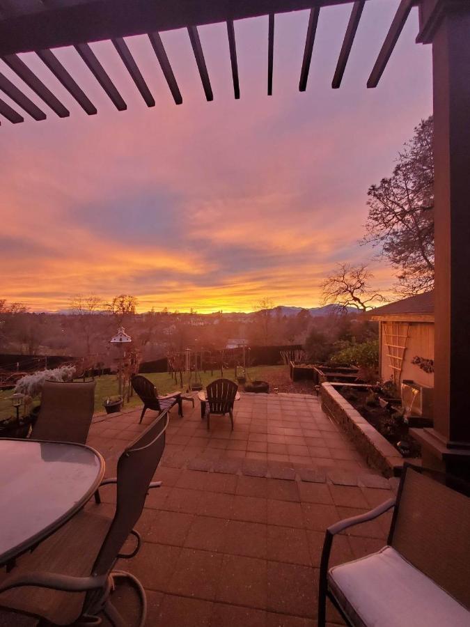 The God Spa Redding Exterior foto